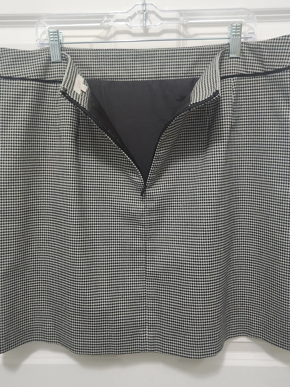 LOFT Mini Skirt in Black & White Houndstooth